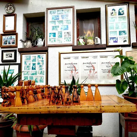 Tassi Halaszcsarda-karasz Haz Apartment