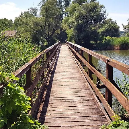 Tassi Halaszcsarda-karasz Haz