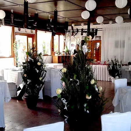 Apartment Tassi Halaszcsarda-karasz Haz *