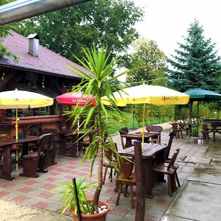 Tassi Halaszcsarda-karasz Haz