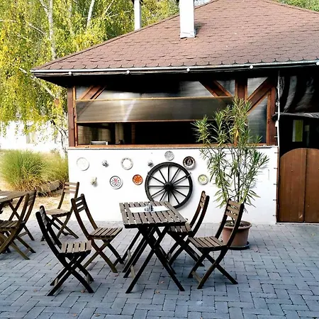 Tassi Halaszcsarda-karasz Haz Apartment Tass